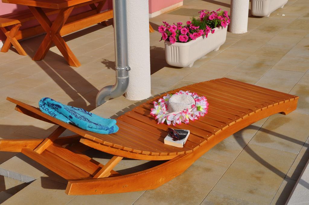 Apartmani Galeb Биоград-на-Мору Экстерьер фото