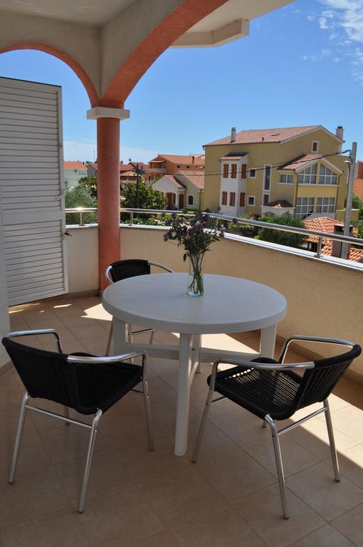Apartmani Galeb Биоград-на-Мору Экстерьер фото