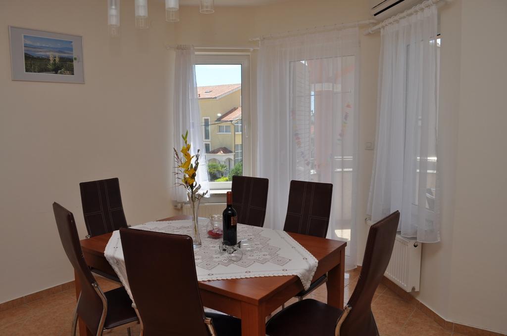 Apartmani Galeb Биоград-на-Мору Экстерьер фото